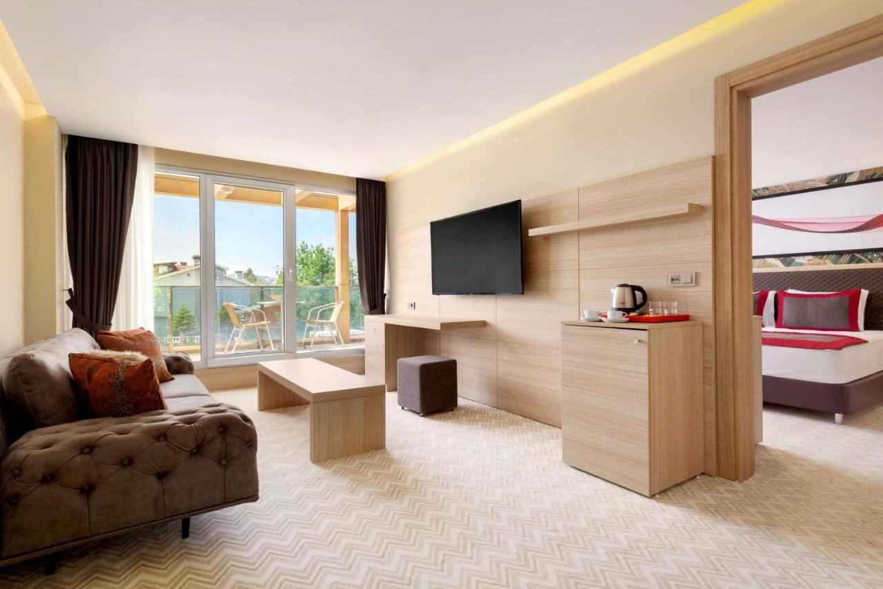Ramada By Wyndham Istanbul Sile Hotel ภายนอก รูปภาพ