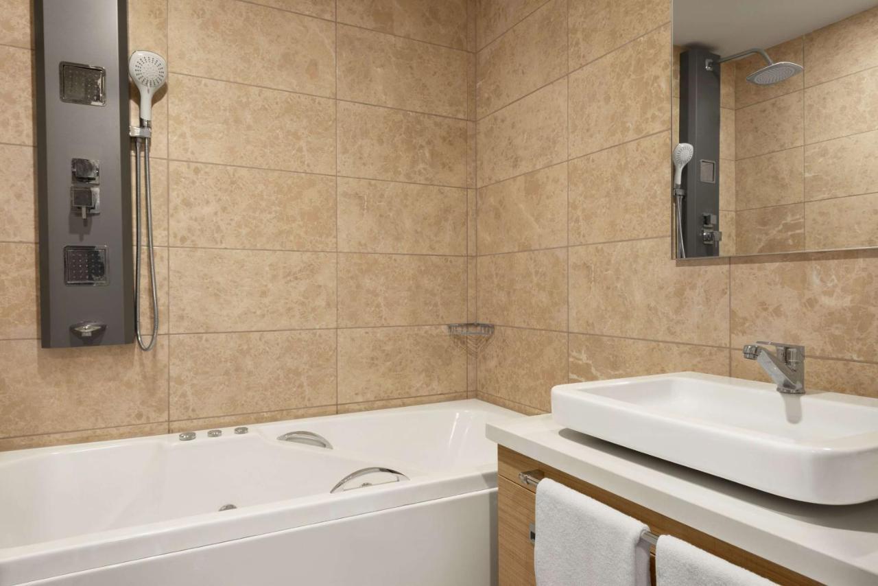 Ramada By Wyndham Istanbul Sile Hotel ภายนอก รูปภาพ