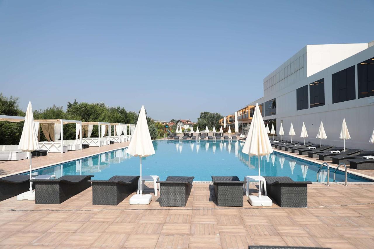 Ramada By Wyndham Istanbul Sile Hotel ภายนอก รูปภาพ