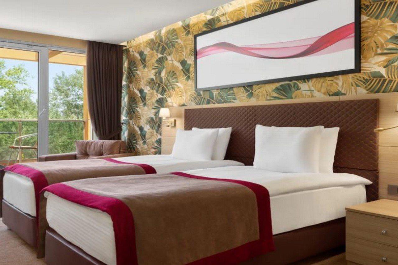 Ramada By Wyndham Istanbul Sile Hotel ภายนอก รูปภาพ