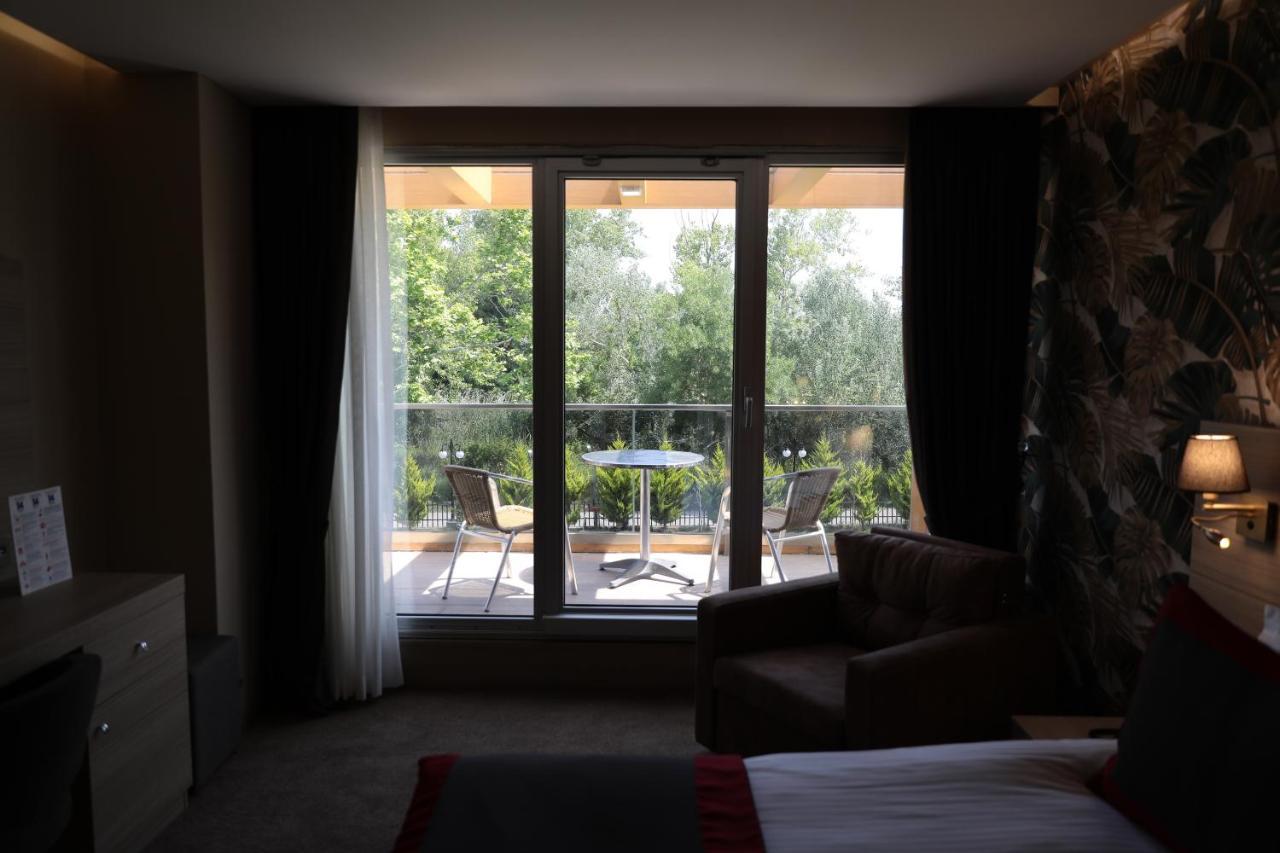 Ramada By Wyndham Istanbul Sile Hotel ภายนอก รูปภาพ