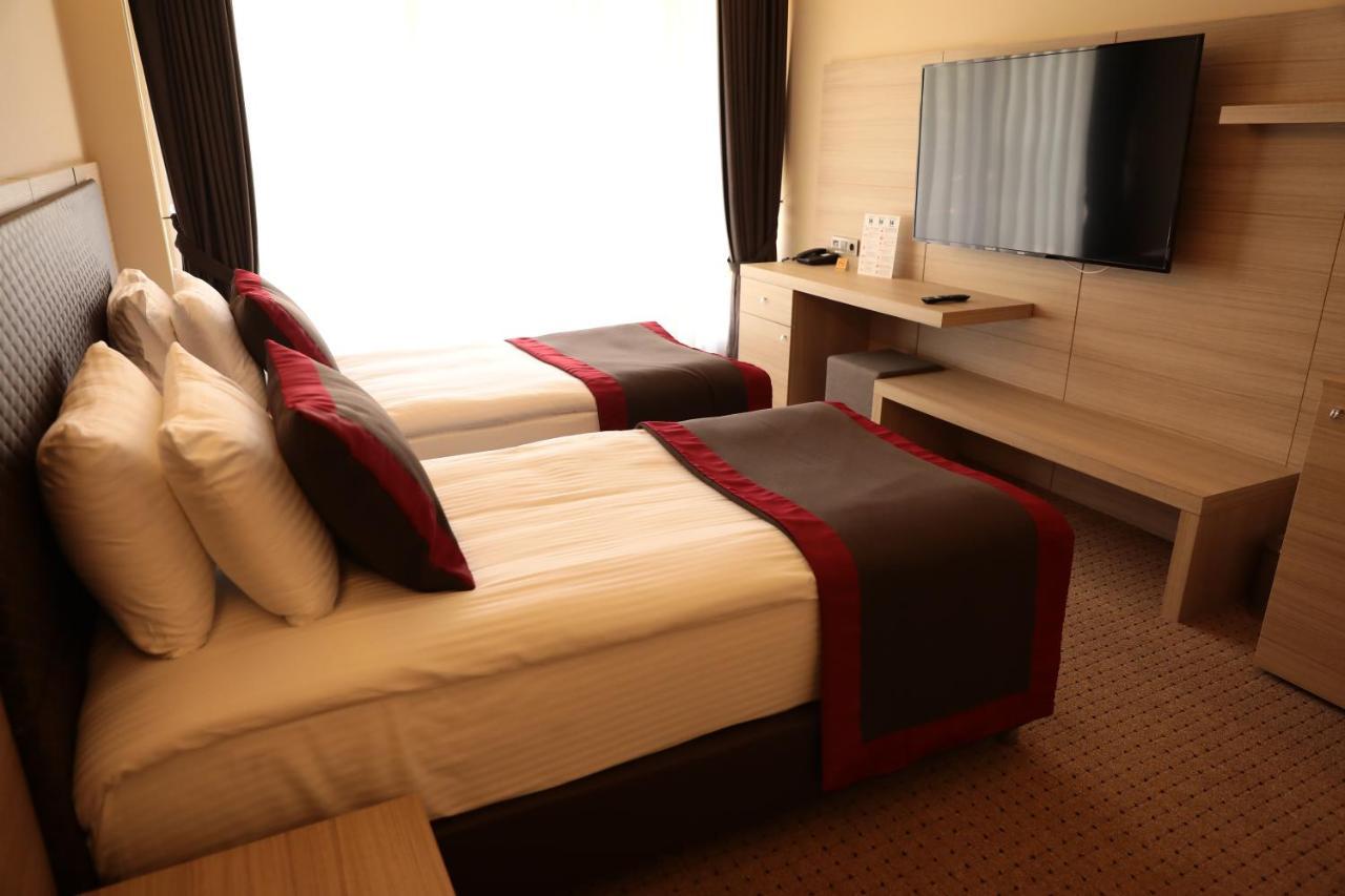 Ramada By Wyndham Istanbul Sile Hotel ภายนอก รูปภาพ